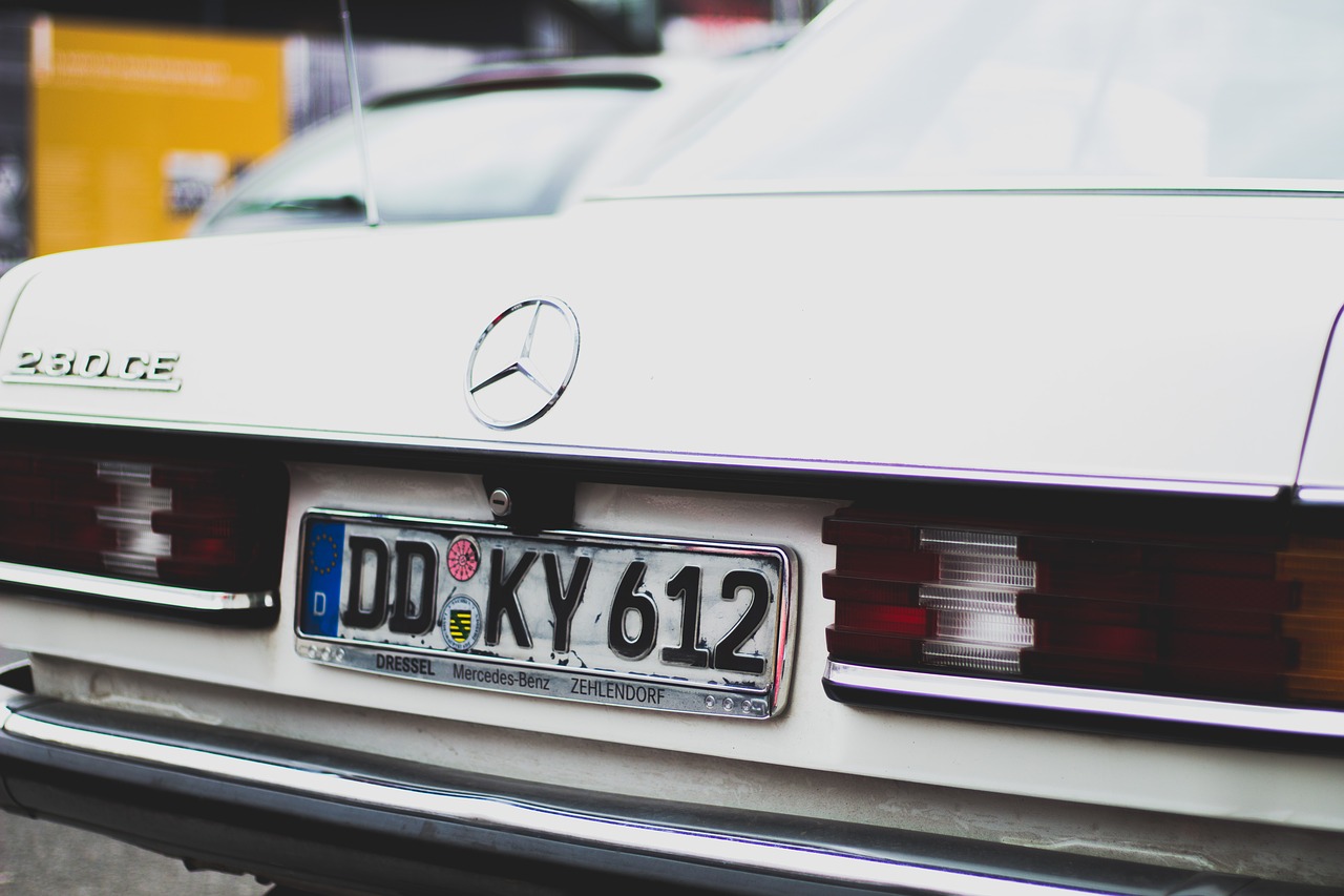 Γερμανία: Γνωρίζετε τους κανόνες για τις πινακίδες των οχημάτων;