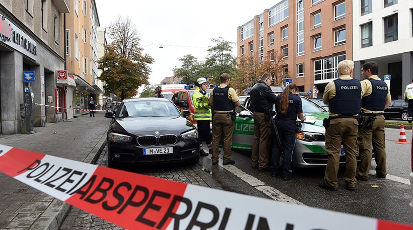 Επίθεση με μαχαίρι στο Μόναχο: Στα χέρια της αστυνομίας ένας ύποπτος