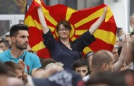 Ελλάδα: Το 61% θέλει δημοψήφισμα για το Σκοπιανό - 77% λέει «όχι» σε όνομα με Μακεδονία