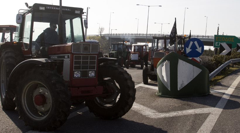 Ελλάδα: «Ζεσταίνουν» τα τρακτέρ οι αγρότες - Πού θα στηθούν τα πρώτα μπλόκα