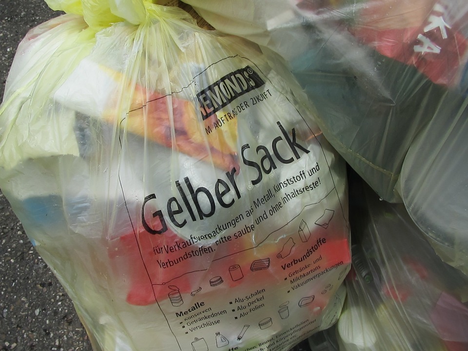 Γερμανία - Ανακύκλωση! Τι μπορεί να πεταχτεί στο Gelber Sack;