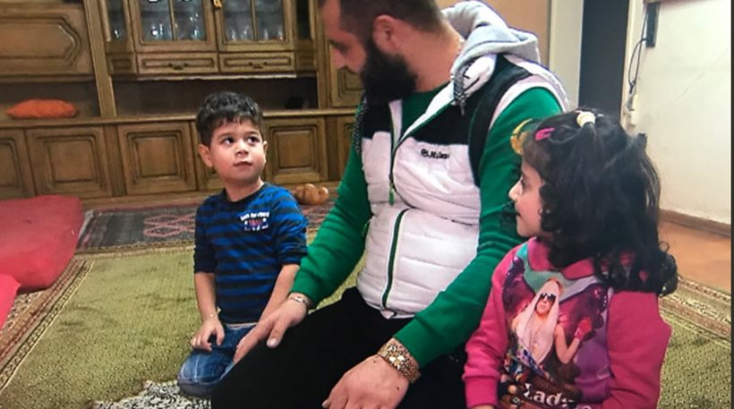 «Ευχαριστώ μαμά Μέρκελ»: Σύρος στη Γερμανία με δύο συζύγους και έξι παιδιά ζει από τα επιδόματα