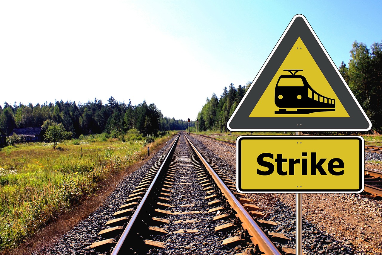 Dortmund: Απεργία στα ΜΜΜ – Ακινητοποιημένα αύριο τα τρένα και τα λεωφορεία