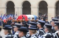 H Γαλλία αποχαιρέτησε τον ήρωα αξιωματικό Αρνό Μπελτράμ