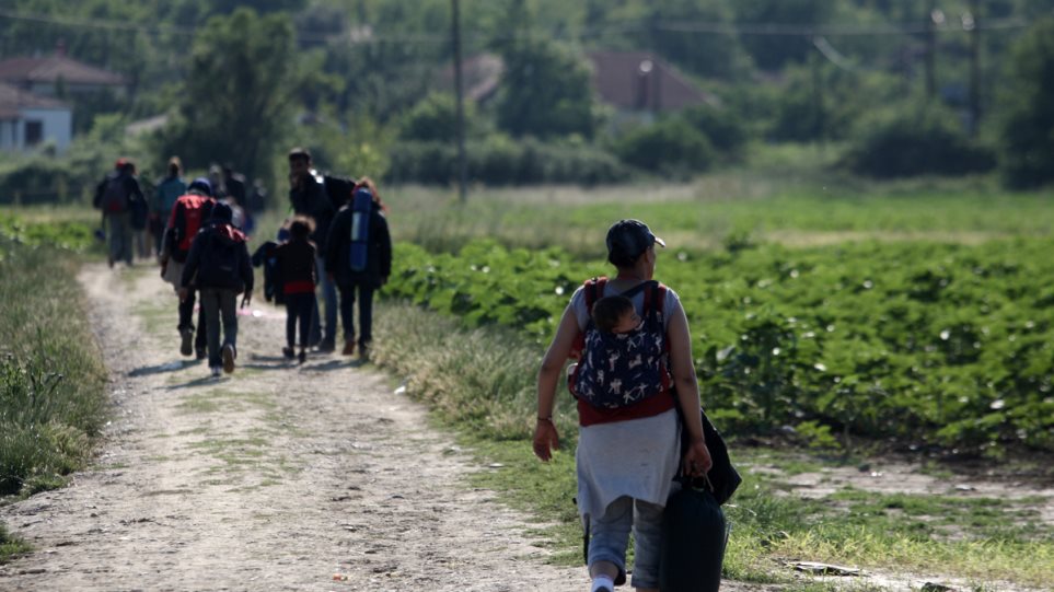 Μέσα σε μια εβδομάδα θα επιστρέφει στην Ελλάδα όσους πρόσφυγες εντοπίζει στο έδαφός της η Γερμανία
