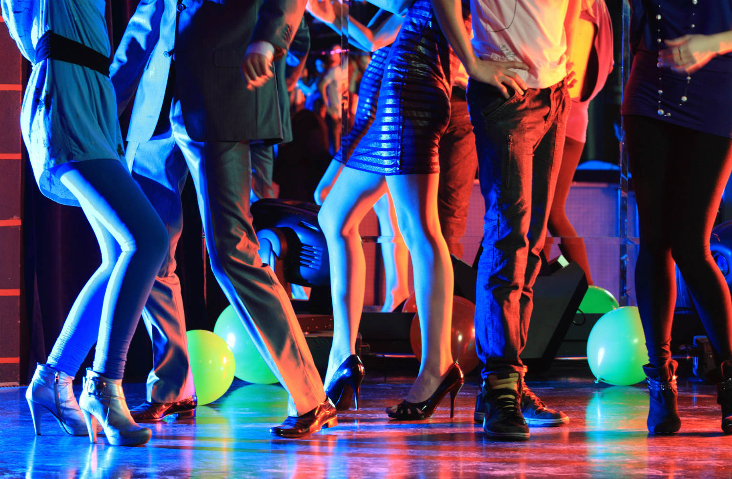 Γερμανία: Τσουχτερά πρόστιμα σε όσους χορέψουν την Μ.Παρασκευή!