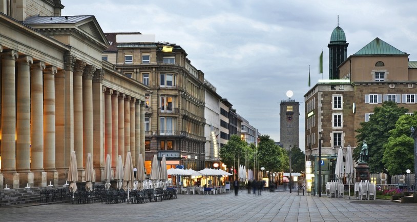 Στουτγκάρδη: Μειωμένοι οι Τζίροι στα μαγαζιά - Άδεια ακόμη και η Königsstraße
