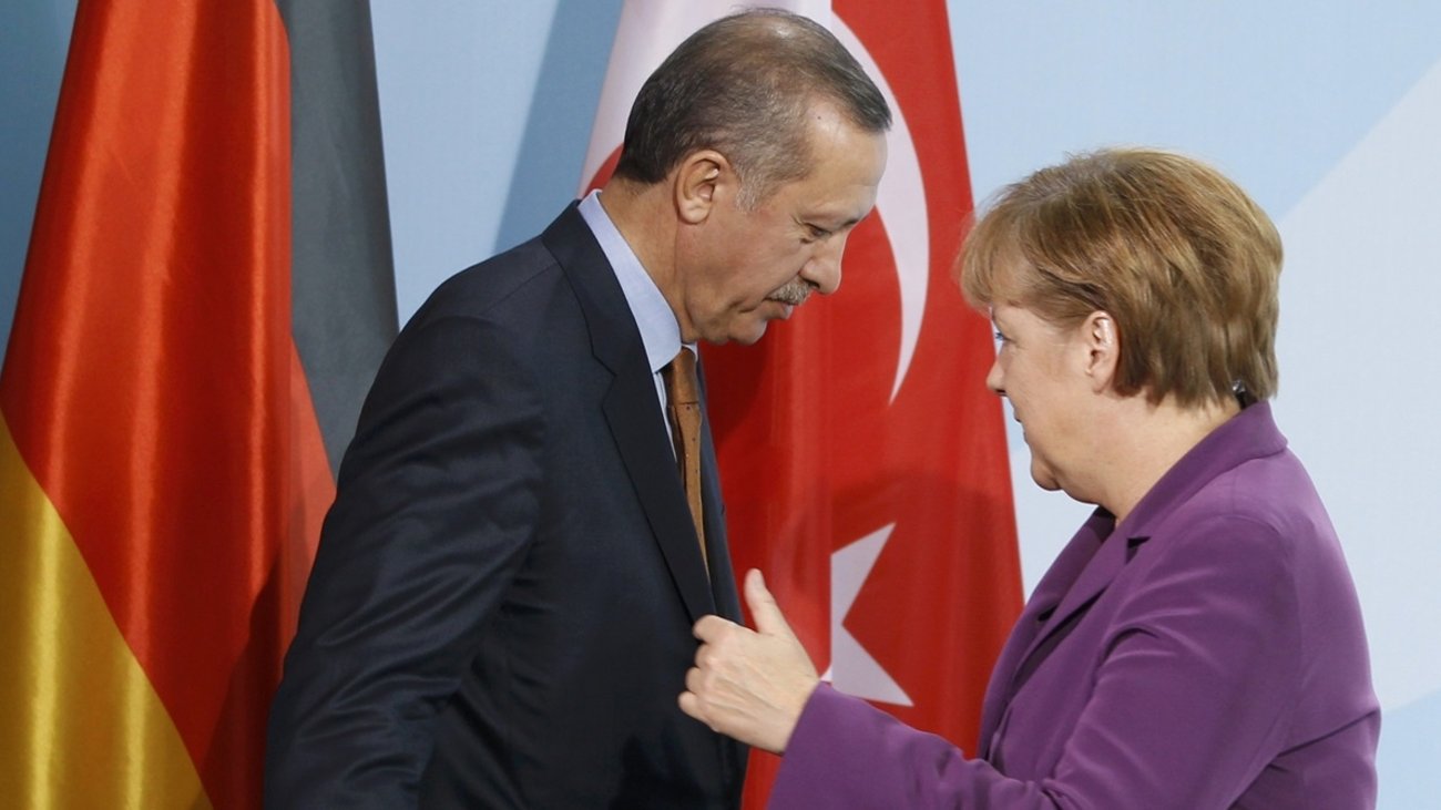 Σφοδρή κριτική στη Γερμανία για το προσφυγικό από Τουρκία