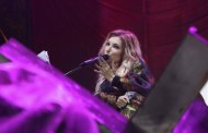 Η Ρωσίδα Γ.Σαμοΐλοβα απαντά στη Eurovision τραγουδώντας από την Κριμαία