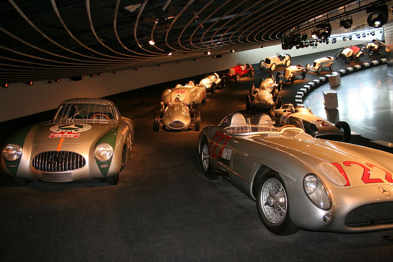 Στουτγάρδη: Το μουσείο της Mercedes-Benz είναι εμπειρία ζωής