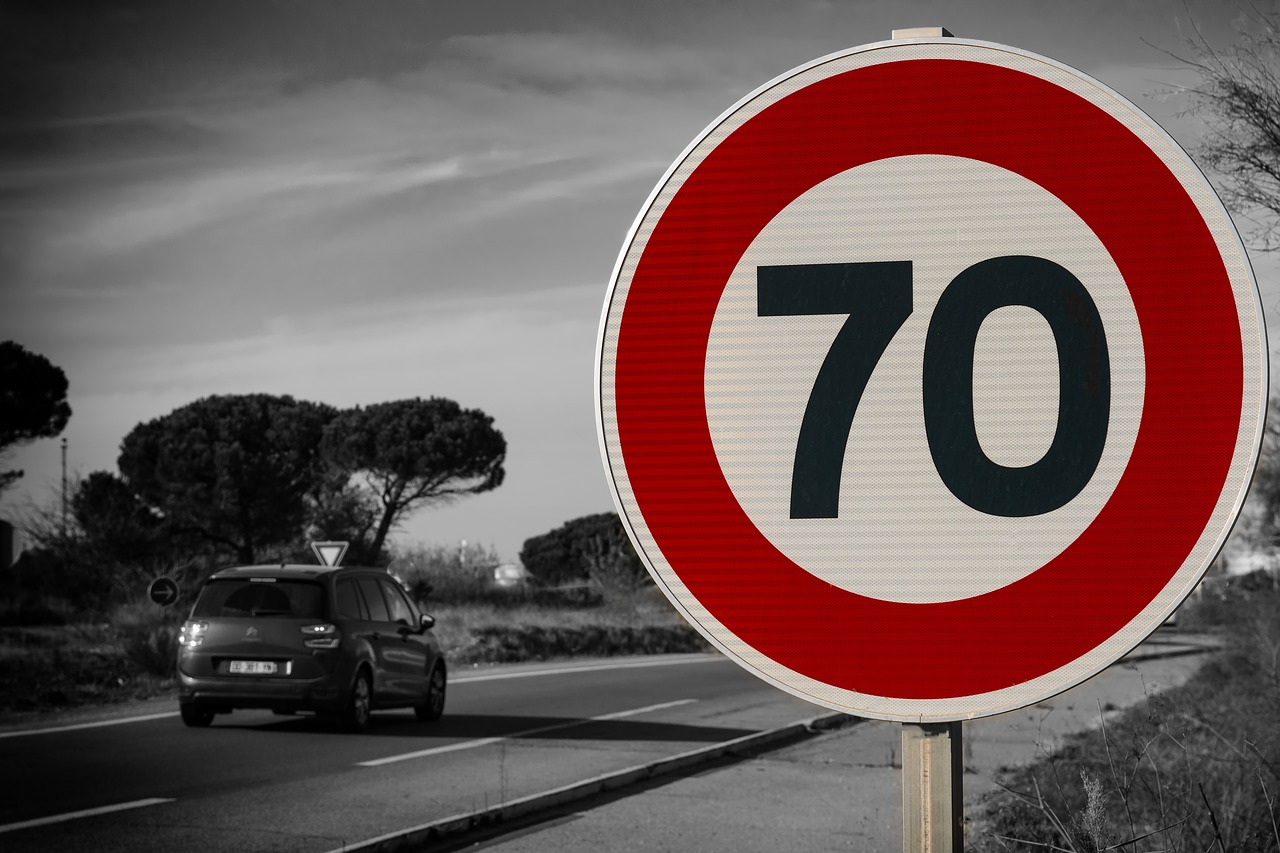 Οδήγηση στη Γερμανία: Τρέχατε και σας επεβλήθη μεγαλύτερο πρόστιμο από το νόμιμο. Μπορεί να συμβεί κάτι τέτοιο;