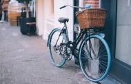 Εργοδότης προσφέρει 1360 ευρώ σε υπαλλήλους που έρχονται στη δουλειά με ποδήλατο