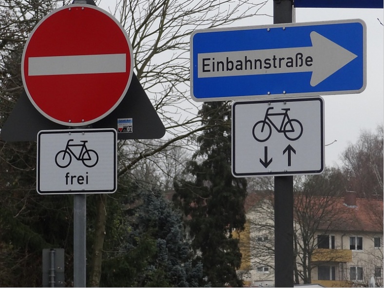 Γερμανία: Μπορεί ο ποδηλάτης να κινηθεί αντίθετα σε μονόδρομο;