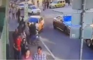 Βίντεο σοκ: Δείτε τη στιγμή που ταξί πέφτει πάνω σε πλήθος φιλάθλων στη Μόσχα!